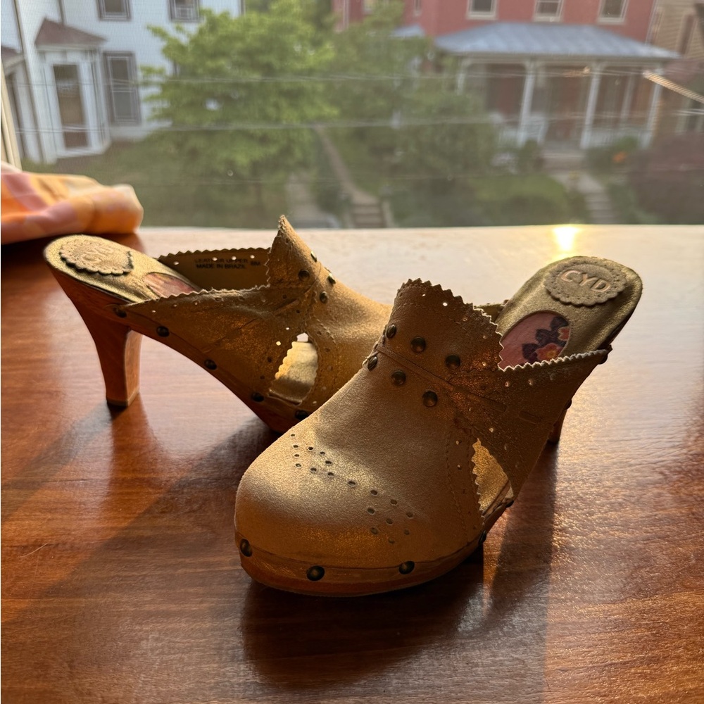Gold Mules - CYD for Anthropologie - Picture 10 of 10